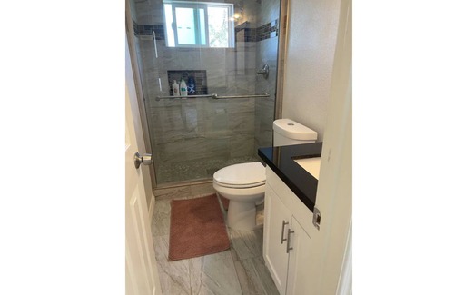 La Presa House | Unique 2 Bedroom home with Hot tub and Loft.