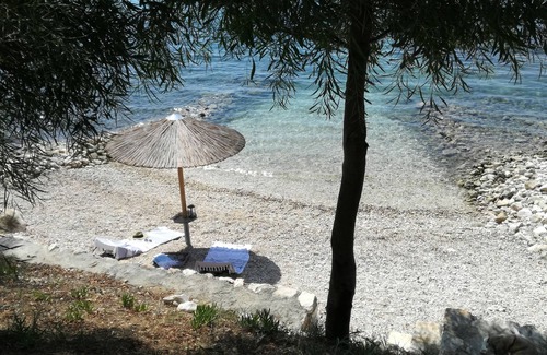 Aktio-Vonitsa Villa | Unique Beach Aegean Style Villa