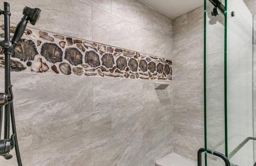 Skiatook House | Unique Castle on the Lake