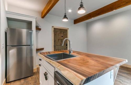 Skiatook House | Unique Castle on the Lake