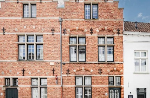 Historical Center Bruges Apartment | Unique cottage in Bruges