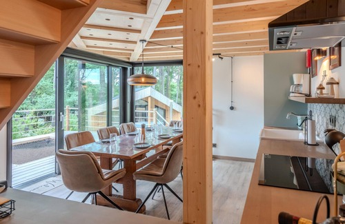 Biron House | Unique design holiday home in a quiet location