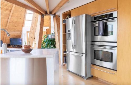 New Paltz House | Unique Dome Home With Hot Tub & Piano, on 28 acres