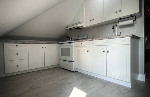 Chapleau Apartment | Unique Modern Luxury 2 Bedroom Apartment