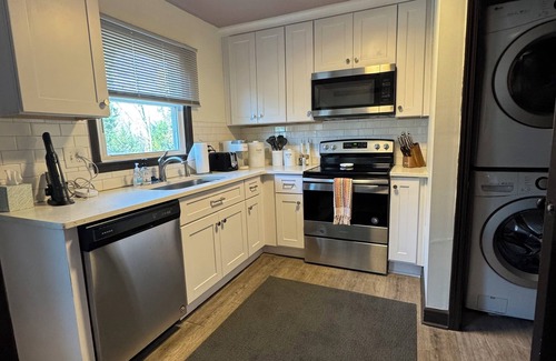 Biddleville House | Unique, professionally designed amenity-rich 2-bedroom townhome in Uptown CLT