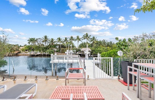 Deerfield Beach Apartment | Unique Retreat - Unit C: Charming 2nd-Floor Escape