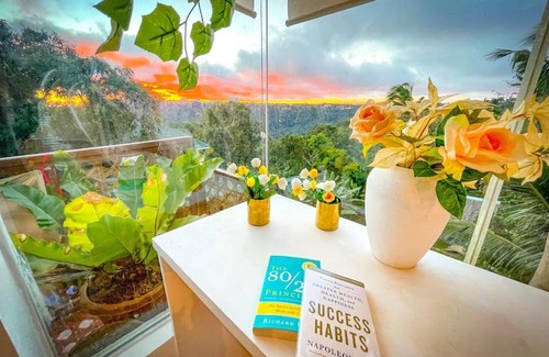 Tagaytay Apartment | Unique Vacation House in Tagaytay with Pool (up to 14 Pax)