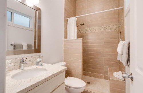 Wailuku Apartment | Unit 3 Maui Ohana Modern Studio