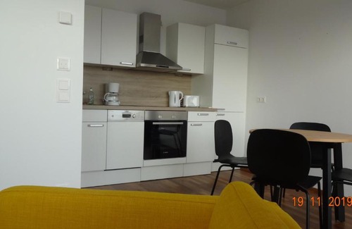 Kaisermuhlen Apartment | UNITED NATIONS APARTMENT VIENNA 15