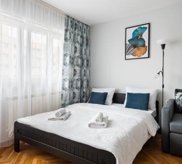 Rakowiec Apartment | Uniwersytet Medyczny Park Studio by BookingHost
