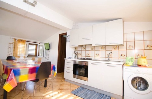 Fondachello Villa | Up to 16 sleeps-pool-BBQ-garden-sea just crossing the street-Etna view- by SunTripSicily