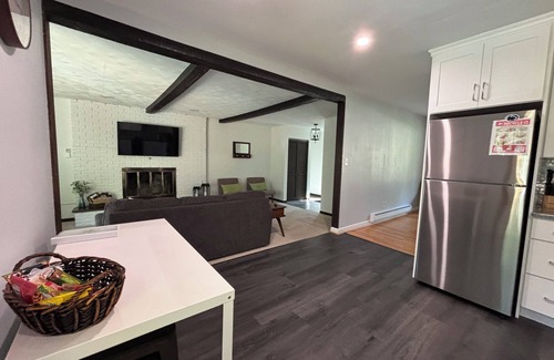 Park Forest Village House | Updated 4 br PSU home, close to campus