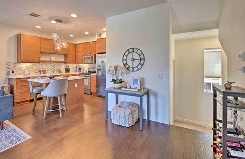 San Marcos House | Updated San Diego Getaway w/ Mtn & Pool View