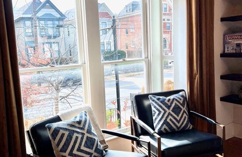 Highlands House | Updated & Stylish Bungalow