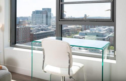 Central Square Apartment | Upscale 1BR near MIT Harvard with Parking