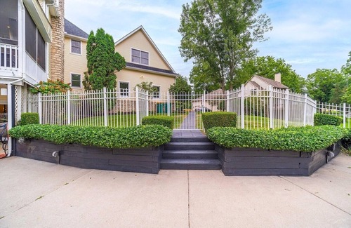 Blacklick House | Upscale Lower Level Ideal For A Cozy Getaway. nPool, Hot Tub, Billiards