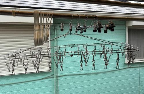 Urayasu Apartment | URAYASU HOUSE!, 15 min bus ride to Disney, Location 6-8-38 Horie Urayasu City Chiba Prefecture, 場所は千葉県浦安市堀江6-8-38です, コインパーキングまで徒歩2分, ドア横キーボックスの番号はご予約後に,チェックイン情報を見る,をご覧下さい