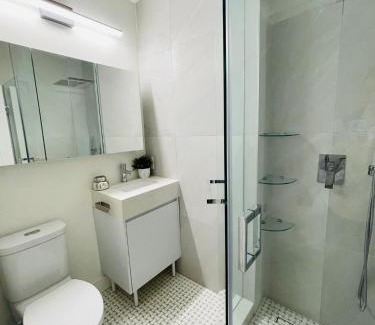 Upper Beaches Apartment | Urban 2-bed apartment in the Beaches