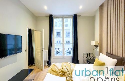 8th Arrondissement Apartment | Urban Flat 63 - 3 Bedrooms Flat Champs-Elysees Mermoz