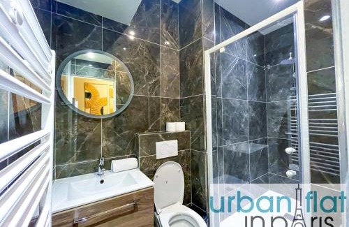 8th Arrondissement Apartment | Urban Flat 63 - 3 Bedrooms Flat Champs-Elysees Mermoz