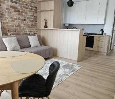 Zascianki Apartment | Urban Jungle Apartament SUNNY