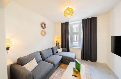 Eindhoven City Center Apartment | Urban Luxe 70 m2 Two-Bedroom Apartment GB-62