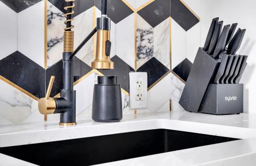 Seward Place Apartment | Urban Nest #1 Cozy studio near Proctor's & shops