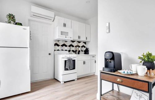 Seward Place Apartment | Urban Nest #1 Cozy studio near Proctor's & shops