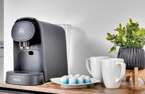 Seward Place Apartment | Urban Nest #1 Cozy studio near Proctor's & shops