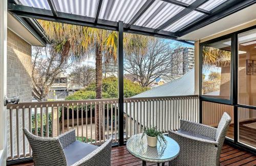 Adelaide Central Business District House | Urban Nest - Peaceful Parkside Retreat in the CBD