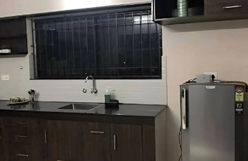 Kazhakuttam Apartment | Urbane Cove 2: Furnished AC Apt