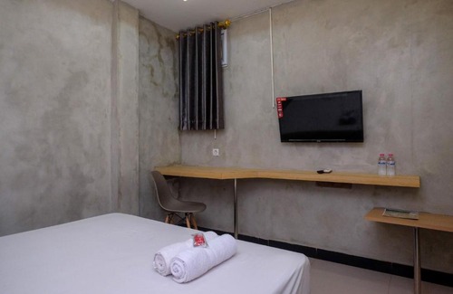 Tegal Hotel | Urbanview Hotel Syariah Artamara Tegal by RedDoorz