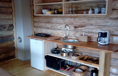 Grattersdorf Apartment | Uriges Hüttenappartement am Reiterhof