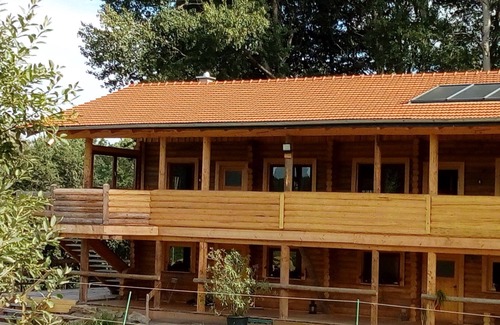 Grattersdorf Apartment | Uriges Hüttenappartement am Reiterhof