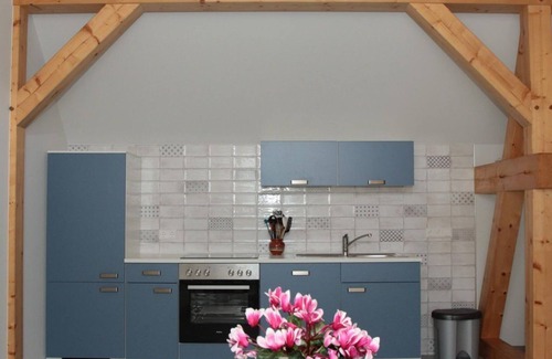 Kreba-Neudorf Apartment | Urlaubshof Turmblick - Spacious vacation apartment (70 sqm) with south-facing balcony