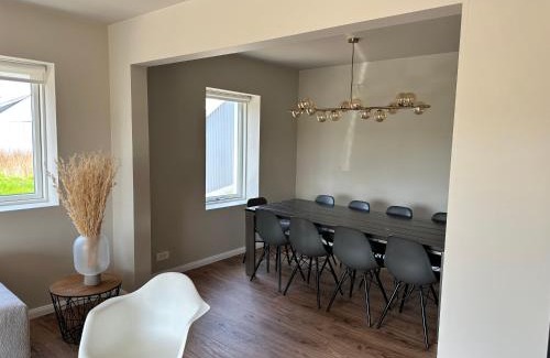 Villingaholt House | Urriðafoss Waterfall Apartment