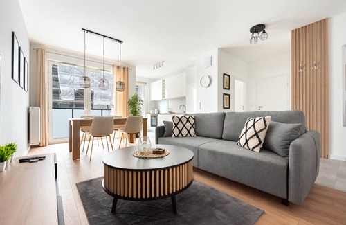 Ursus Apartment | Ursus Chic Apartment