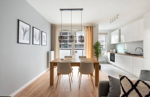 Ursus Apartment | Ursus Chic Apartment