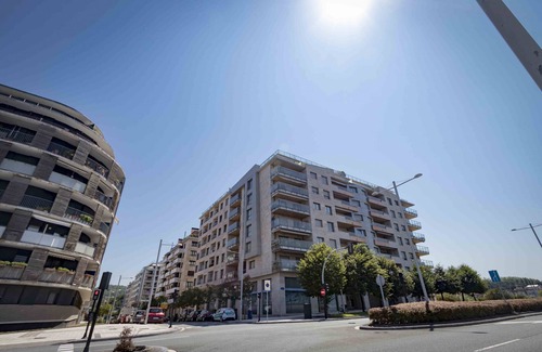 San Sebastian Apartment | Urumea | The Rentals Collection