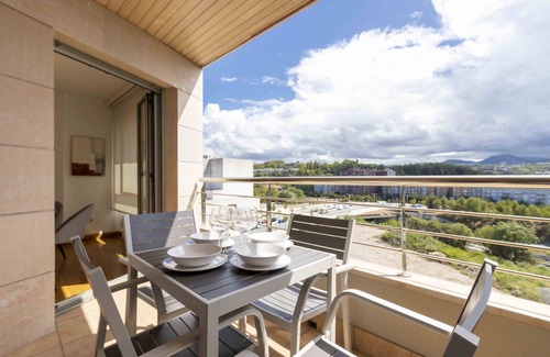 San Sebastian Apartment | Urumea II | The Rentals Collection