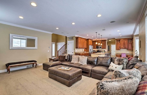 Midway House | Utah Abode - Deck, Arcade Games & Near Skiing