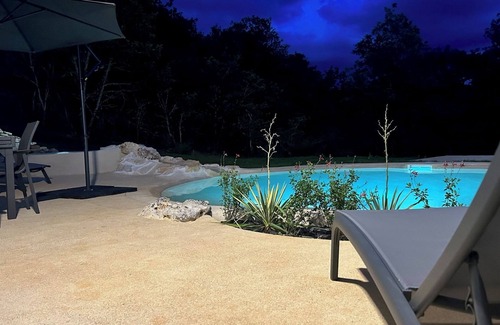 Cazillac Cabin | V.i.p Refuge