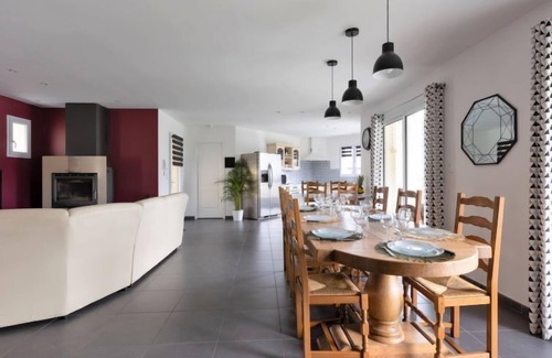Saint-Martin-de-Seignanx House | Vacation home Lesgau by Interhome