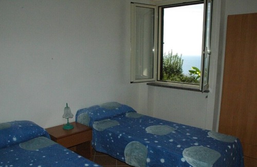 Joppolo Apartment | Vacation apartment close to the beach with a stunning view of the sea