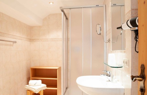 Rottach-Egern Other | Vacation apartment Bodenschneid - Guesthouse Webermohof