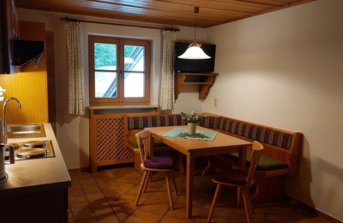 Weissbach an der Alpenstrasse Apartment | Vacation apartment 2, 60 sqm, 2 separate bedrooms