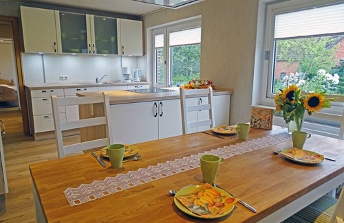 Schwackendorf Apartment | Vacation apartment "Mee(h)r" for families with pets in the middle of Schwackendorf as an ideal domicile for families who want to offer their children a great country program, as well as proximity to the Baltic Sea beach