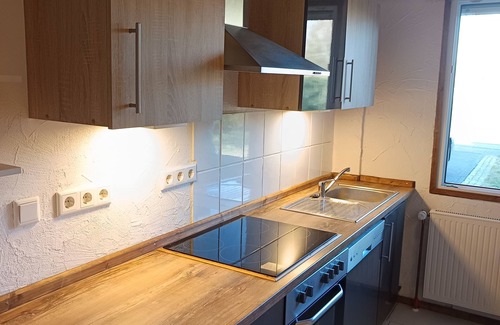 Ahrdt Apartment | Vacation apartment on the lake. located directly on the circular trail around the Aartalsee.