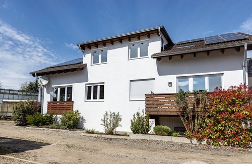 Ohningen Apartment | Vacation apartment 'Rheinblick' with Lake View, Balcony and Wi-Fi