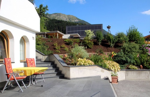 Telfes im Stubai Apartment | Vacation apartment ""Span"" on the sunny and quiet outskirts of the forest